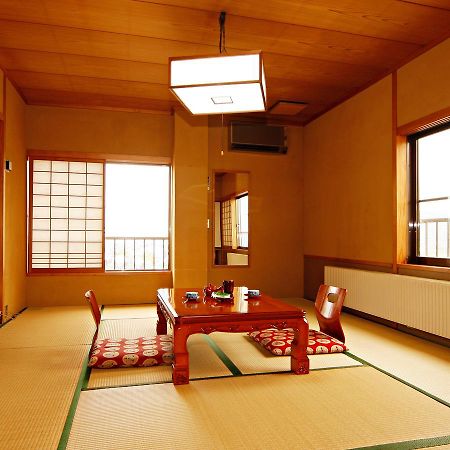 Ryokan Seizan-So Kaminoyama Luaran gambar